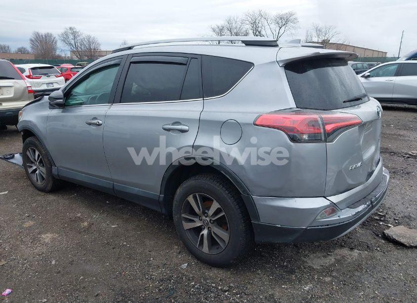 Photo 3 of 2017 Toyota Rav4 XLE (VIN 2T3RFREV1HW559806)