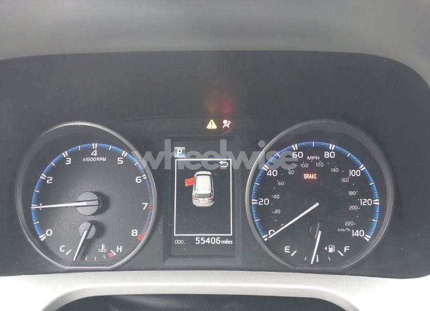 Photo 7 of 2017 Toyota Rav4 XLE (VIN 2T3RFREV1HW559806)