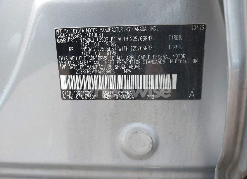 Photo 9 of 2017 Toyota Rav4 XLE (VIN 2T3RFREV1HW559806)