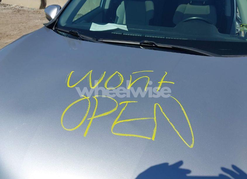 Photo 10 of 2017 Toyota Rav4 XLE (VIN 2T3RFREV1HW561295)