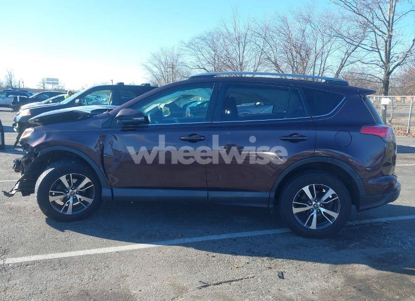 Photo 14 of 2017 Toyota Rav4 XLE (VIN 2T3RFREV1HW598301)