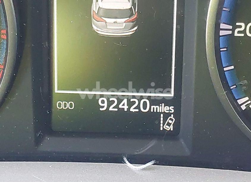 Photo 15 of 2017 Toyota Rav4 XLE (VIN 2T3RFREV1HW598301)