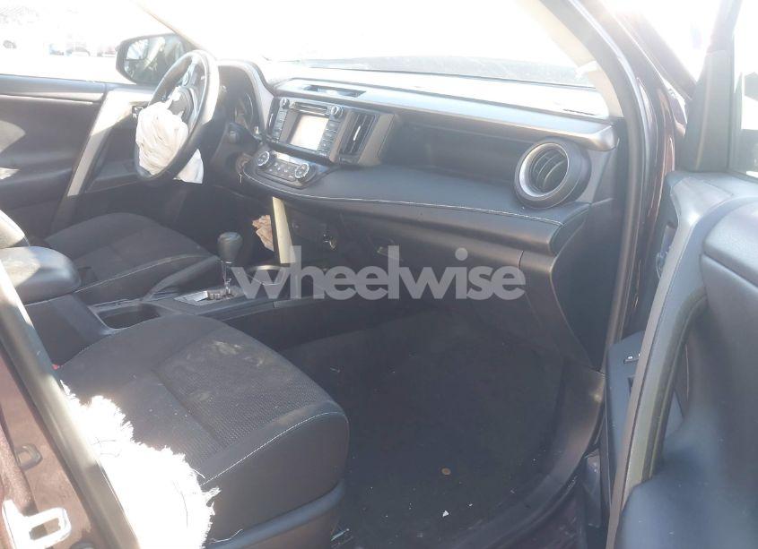 Photo 5 of 2017 Toyota Rav4 XLE (VIN 2T3RFREV1HW598301)