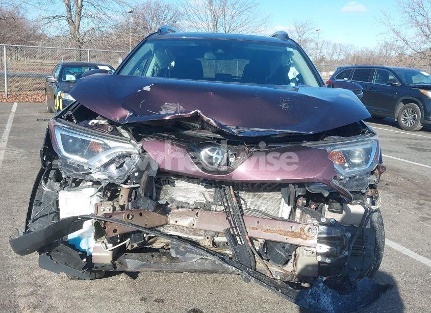 Photo 6 of 2017 Toyota Rav4 XLE (VIN 2T3RFREV1HW598301)