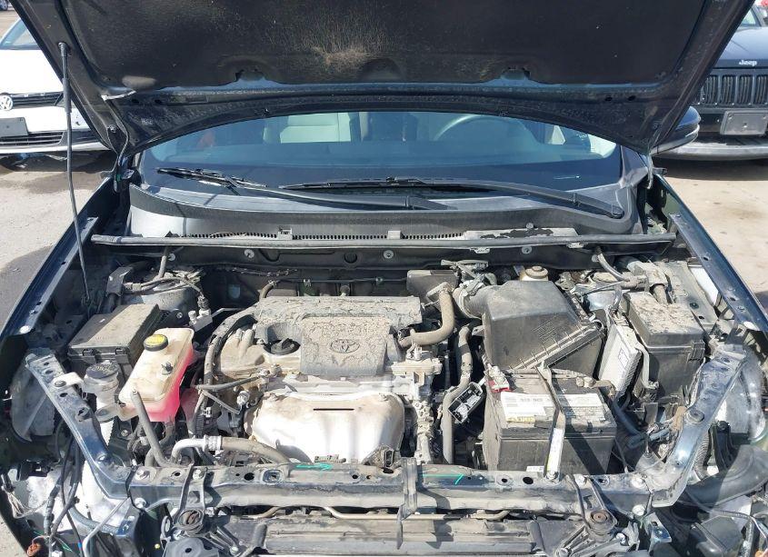 Photo 10 of 2017 Toyota Rav4 XLE (VIN 2T3RFREV1HW613637)