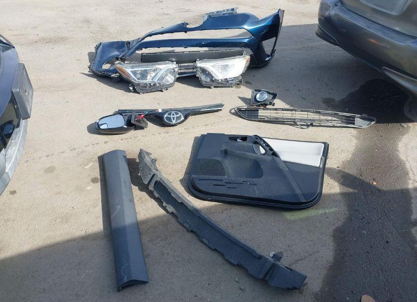 Photo 12 of 2017 Toyota Rav4 XLE (VIN 2T3RFREV1HW613637)