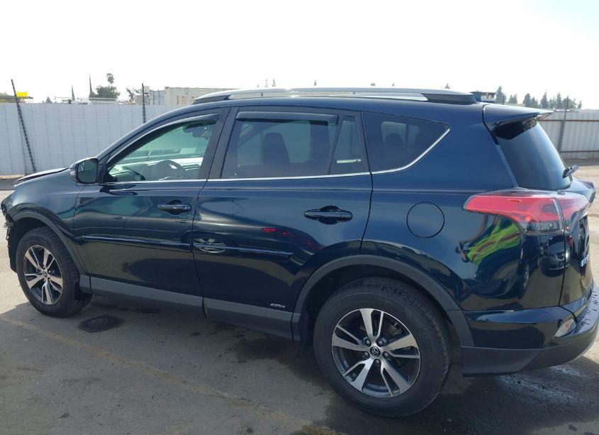 Photo 15 of 2017 Toyota Rav4 XLE (VIN 2T3RFREV1HW613637)