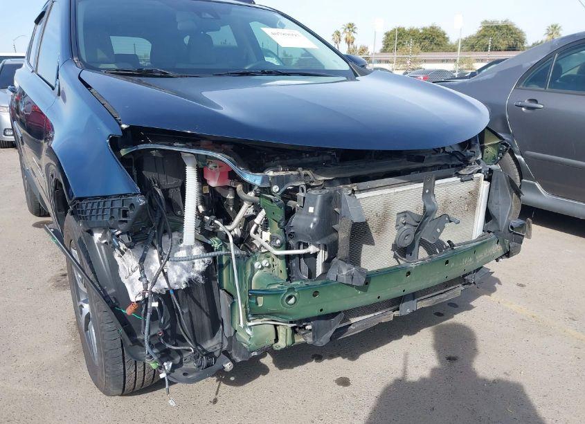 Photo 6 of 2017 Toyota Rav4 XLE (VIN 2T3RFREV1HW613637)