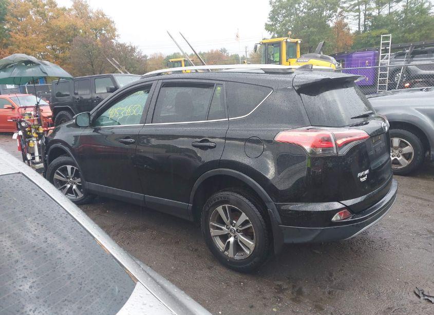 Photo 14 of 2017 Toyota Rav4 XLE (VIN 2T3RFREV1HW692422)