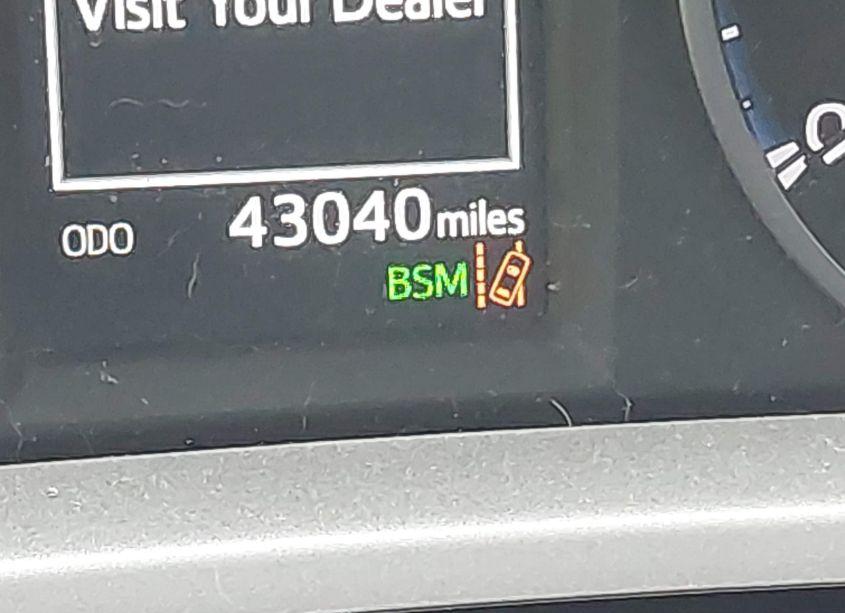 Photo 7 of 2017 Toyota Rav4 XLE (VIN 2T3RFREV1HW692422)