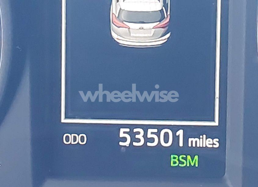 Photo 15 of 2018 Toyota Rav4 XLE (VIN 2T3RFREV1JW735081)