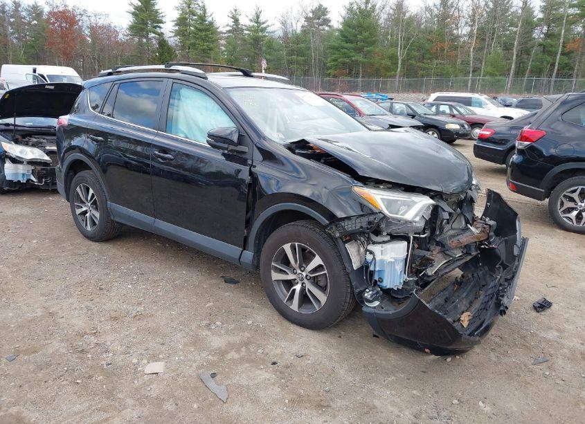 2018 Toyota Rav4 ADVENTURE/XLE (VIN 2T3RFREV1JW738515) main photo