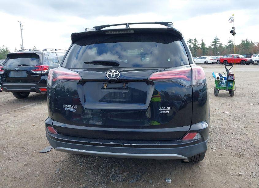 Photo 16 of 2018 Toyota Rav4 ADVENTURE/XLE (VIN 2T3RFREV1JW738515)