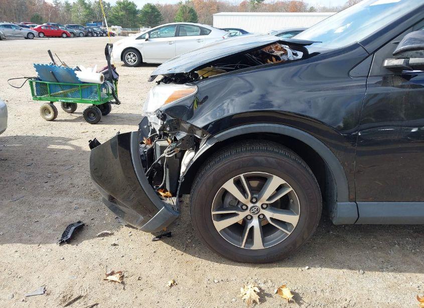 Photo 17 of 2018 Toyota Rav4 ADVENTURE/XLE (VIN 2T3RFREV1JW738515)