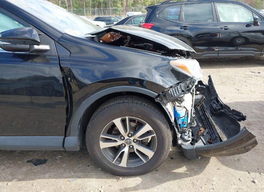 Photo 20 of 2018 Toyota Rav4 ADVENTURE/XLE (VIN 2T3RFREV1JW738515)