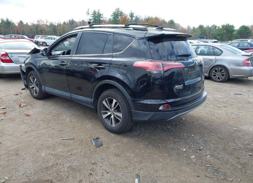 Photo 3 of 2018 Toyota Rav4 ADVENTURE/XLE (VIN 2T3RFREV1JW738515)