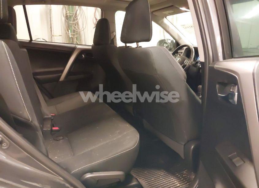 Photo 8 of 2018 Toyota Rav4 ADVENTURE/XLE (VIN 2T3RFREV1JW788704)