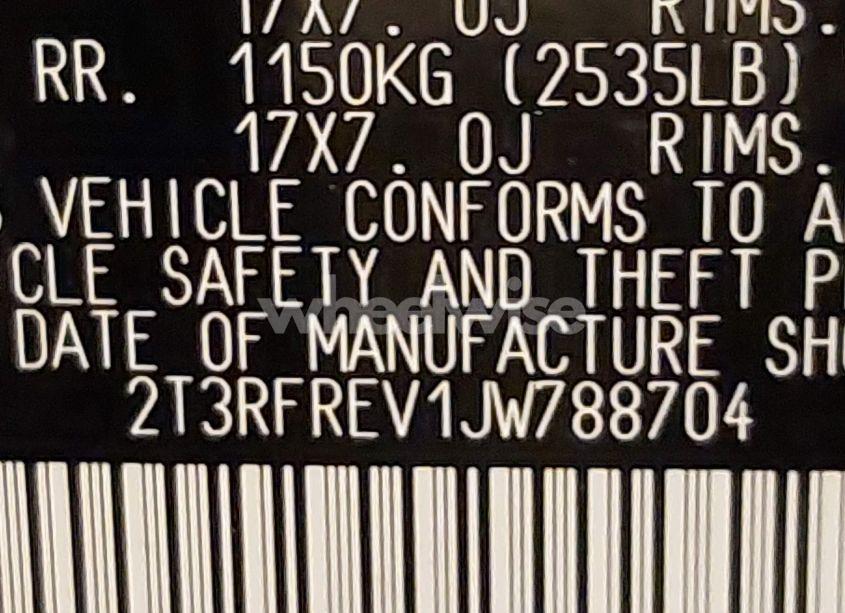 Photo 9 of 2018 Toyota Rav4 ADVENTURE/XLE (VIN 2T3RFREV1JW788704)