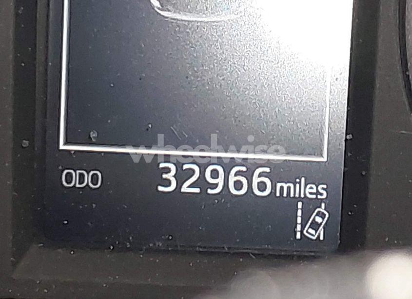 Photo 14 of 2018 Toyota Rav4 XLE (VIN 2T3RFREV1JW793515)