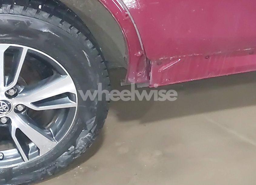 Photo 17 of 2018 Toyota Rav4 XLE (VIN 2T3RFREV1JW793515)