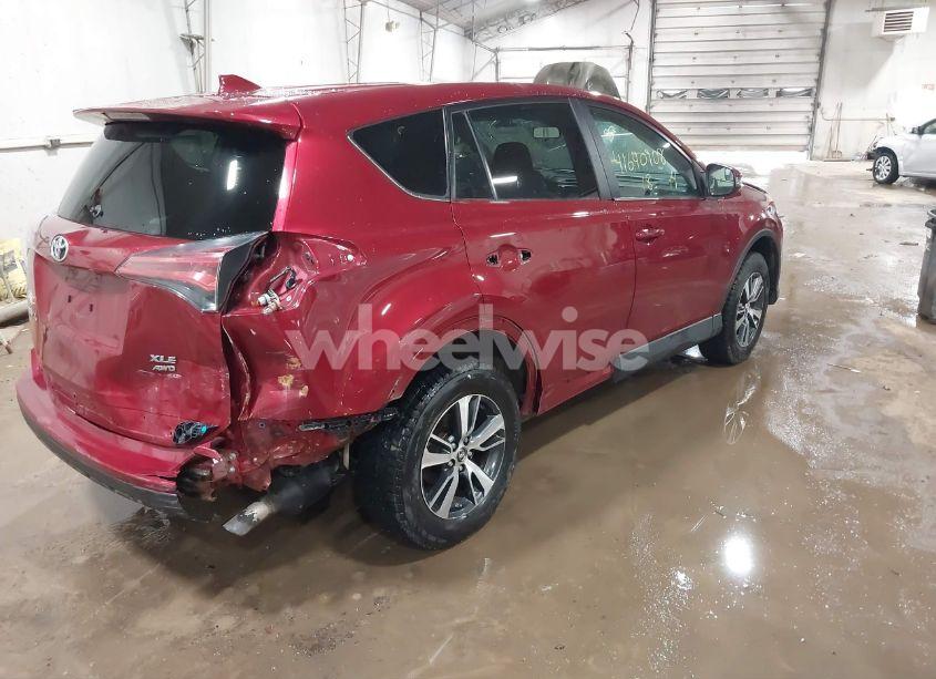 Photo 3 of 2018 Toyota Rav4 XLE (VIN 2T3RFREV1JW793515)