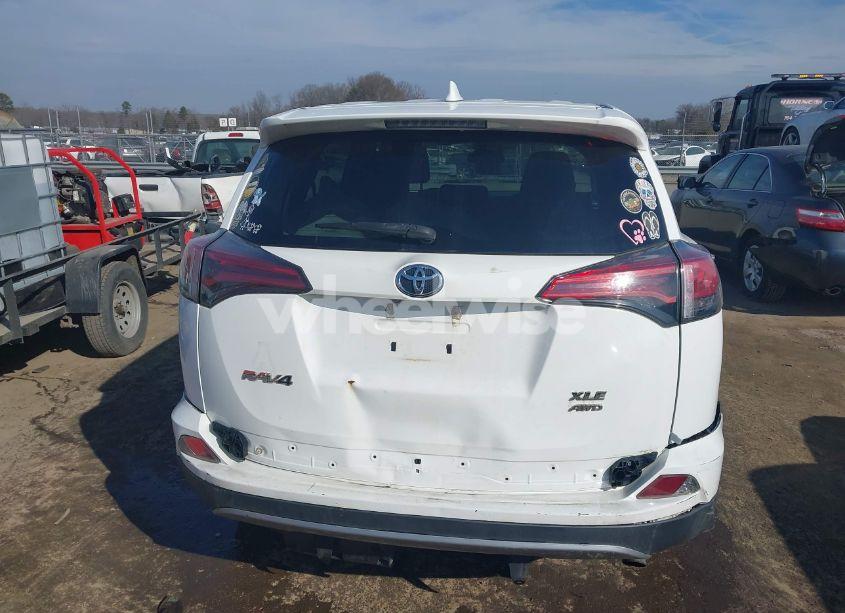 Photo 16 of 2018 Toyota Rav4 XLE (VIN 2T3RFREV1JW806022)