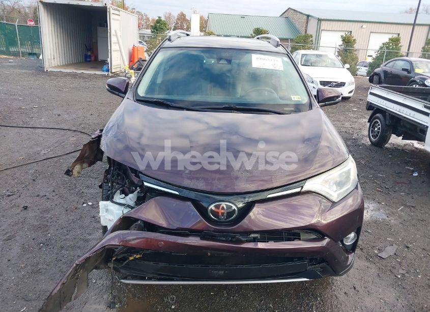 Photo 13 of 2018 Toyota Rav4 ADVENTURE/XLE (VIN 2T3RFREV1JW839196)