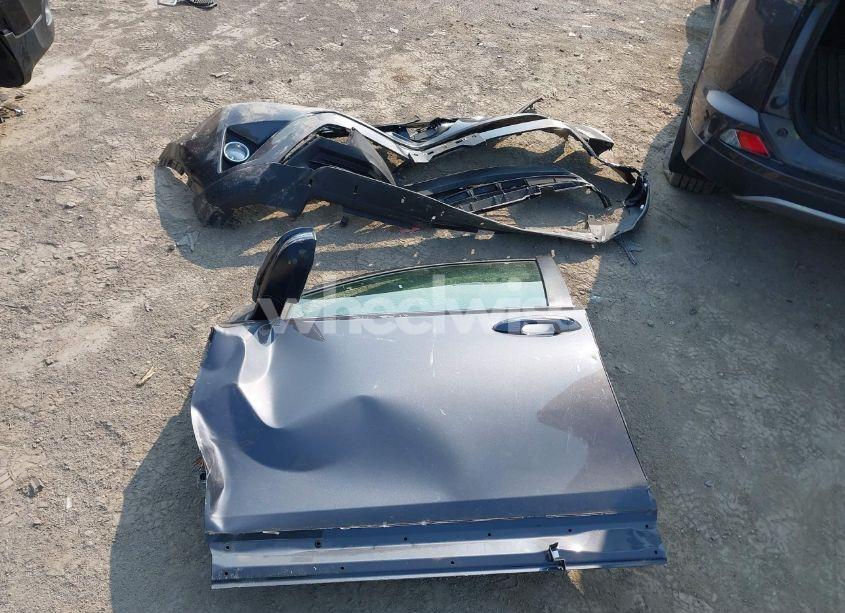 Photo 12 of 2018 Toyota Rav4 XLE (VIN 2T3RFREV1JW851476)