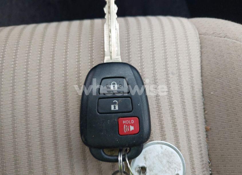 Photo 11 of 2013 Toyota Rav4 XLE (VIN 2T3RFREV2DW093538)