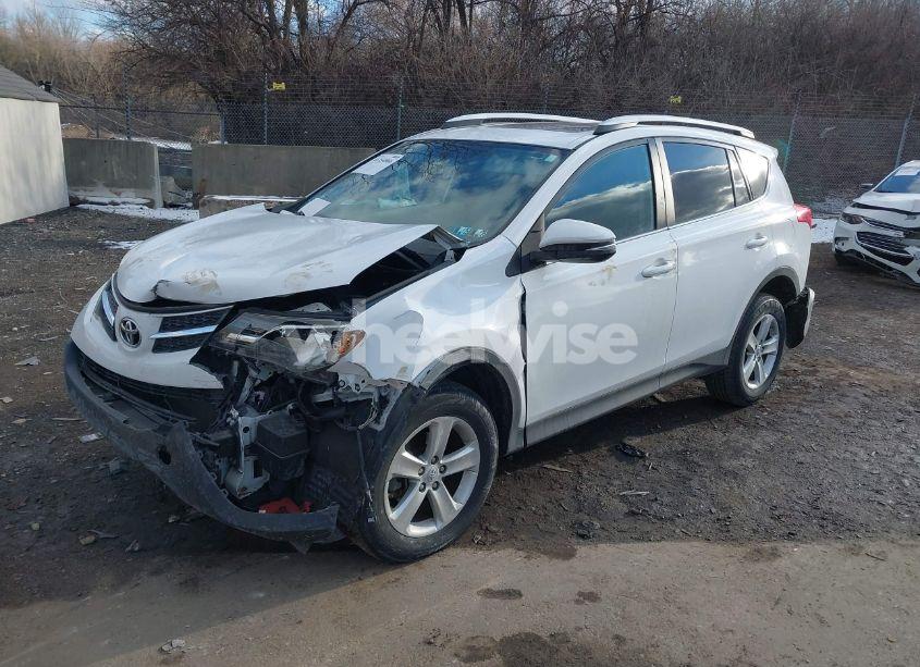 Photo 2 of 2013 Toyota Rav4 XLE (VIN 2T3RFREV2DW099551)