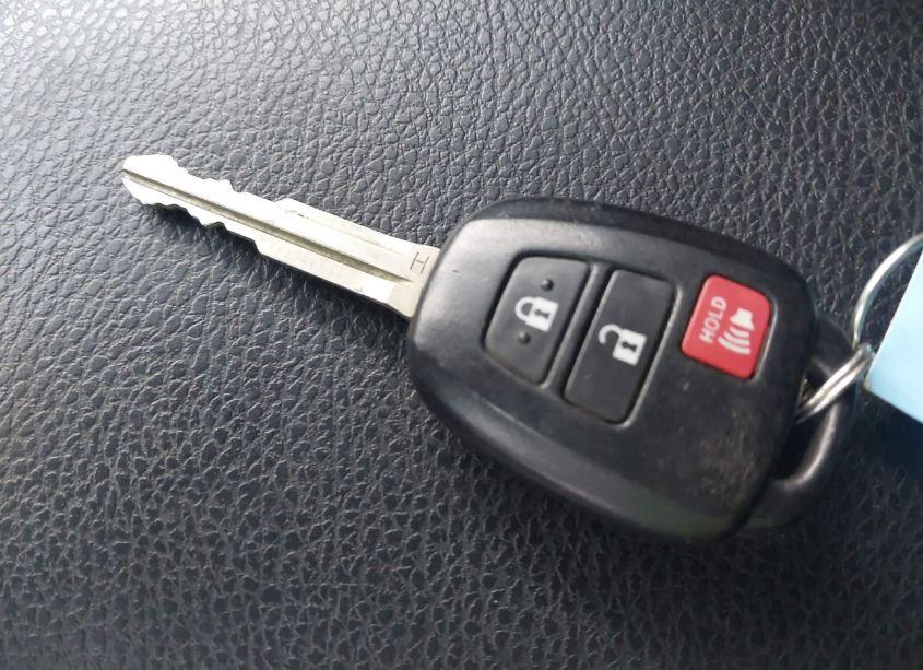 Photo 11 of 2014 Toyota Rav4 XLE (VIN 2T3RFREV2EW179790)