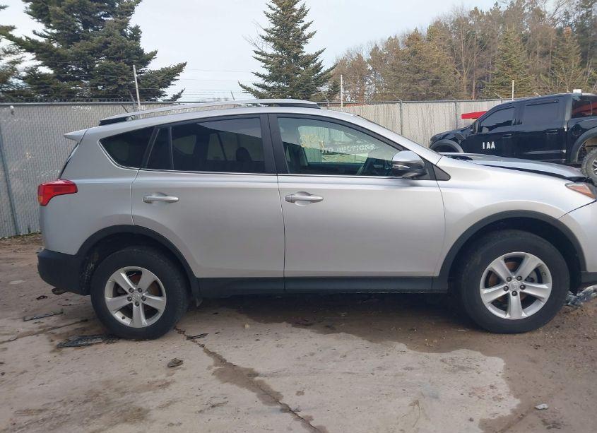Photo 13 of 2014 Toyota Rav4 XLE (VIN 2T3RFREV2EW179790)