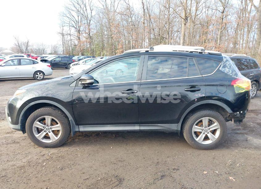 Photo 14 of 2015 Toyota Rav4 XLE (VIN 2T3RFREV2FW230559)