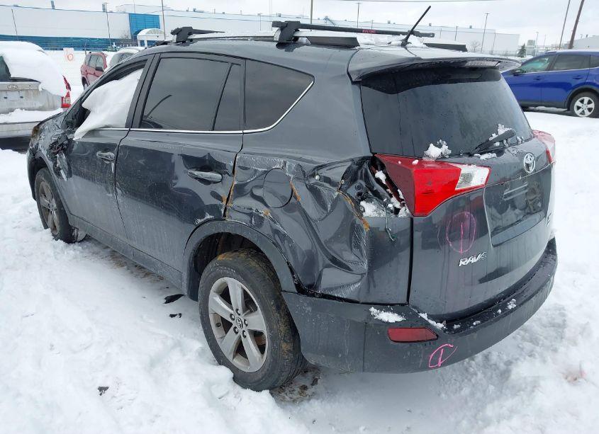 Photo 3 of 2015 Toyota Rav4 XLE (VIN 2T3RFREV2FW262539)