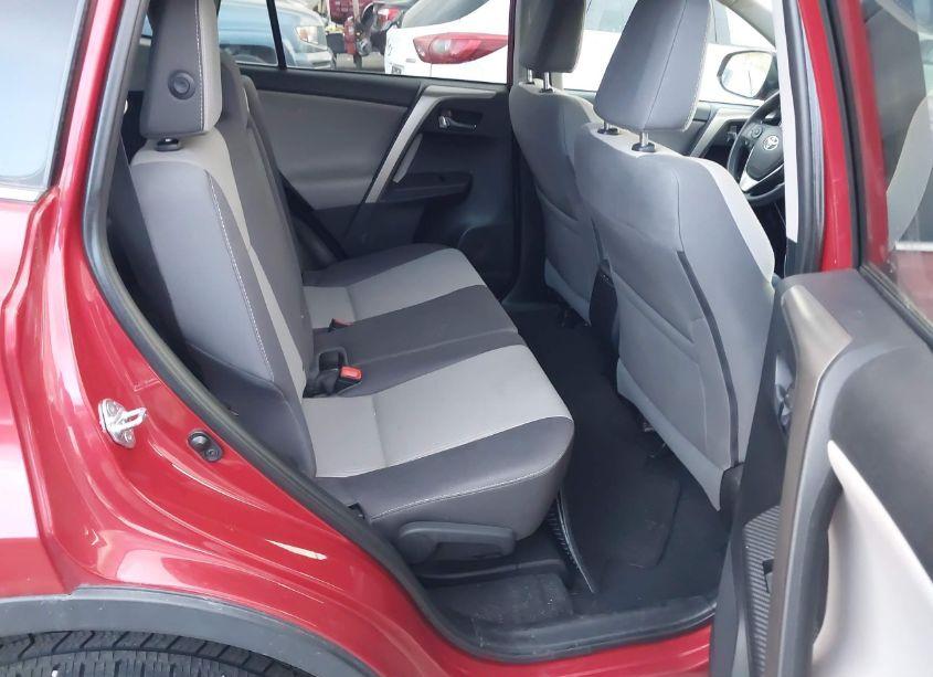 Photo 8 of 2015 Toyota Rav4 XLE (VIN 2T3RFREV2FW356503)