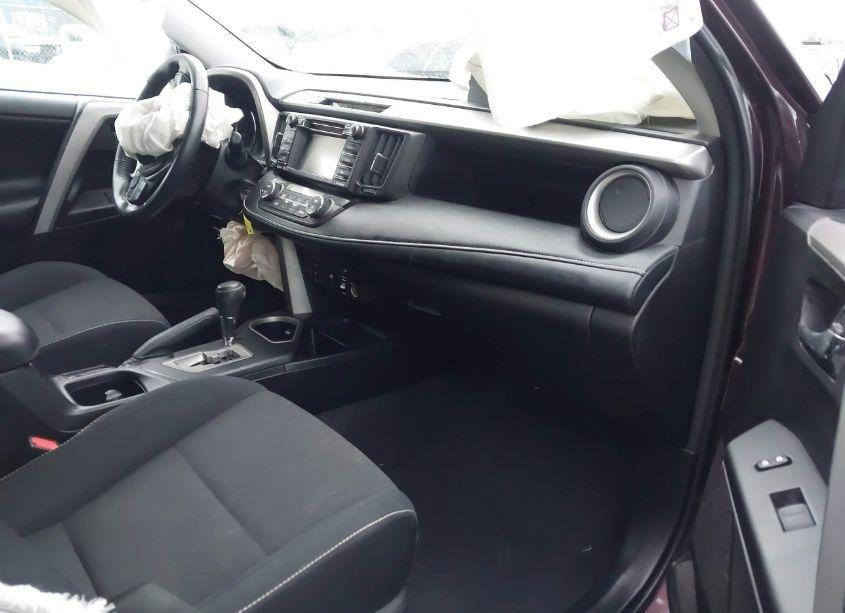 Photo 5 of 2016 Toyota Rav4 XLE (VIN 2T3RFREV2GW439561)