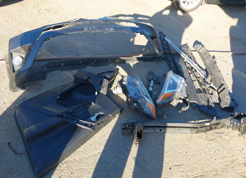 Photo 12 of 2016 Toyota Rav4 XLE (VIN 2T3RFREV2GW449748)