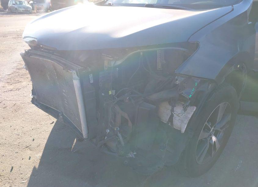 Photo 6 of 2016 Toyota Rav4 XLE (VIN 2T3RFREV2GW449748)