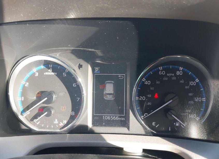 Photo 7 of 2016 Toyota Rav4 XLE (VIN 2T3RFREV2GW449748)