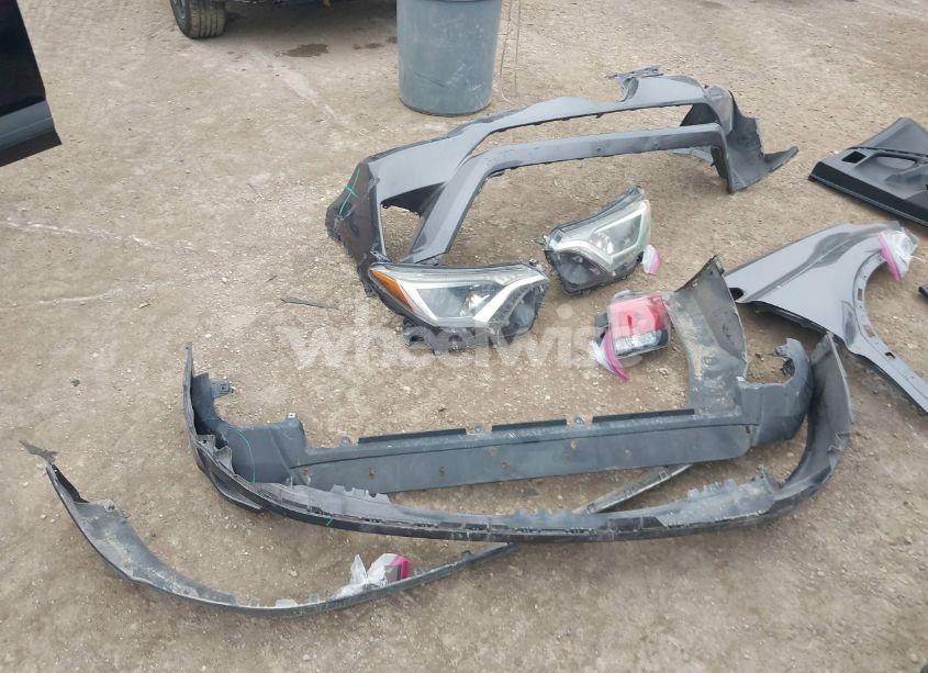 Photo 12 of 2016 Toyota Rav4 XLE (VIN 2T3RFREV2GW492714)