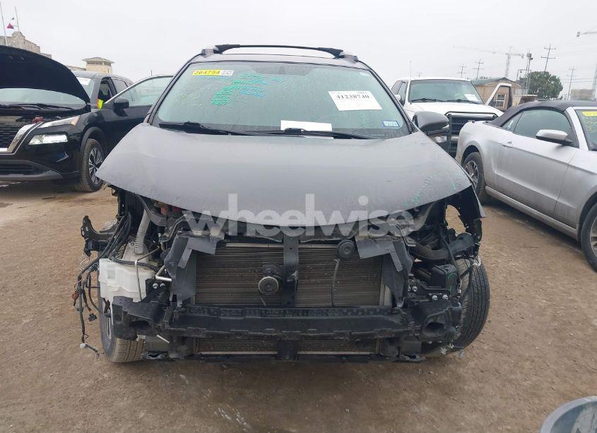 Photo 13 of 2016 Toyota Rav4 XLE (VIN 2T3RFREV2GW492714)