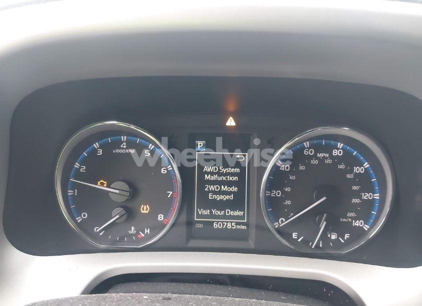 Photo 7 of 2016 Toyota Rav4 XLE (VIN 2T3RFREV2GW492714)