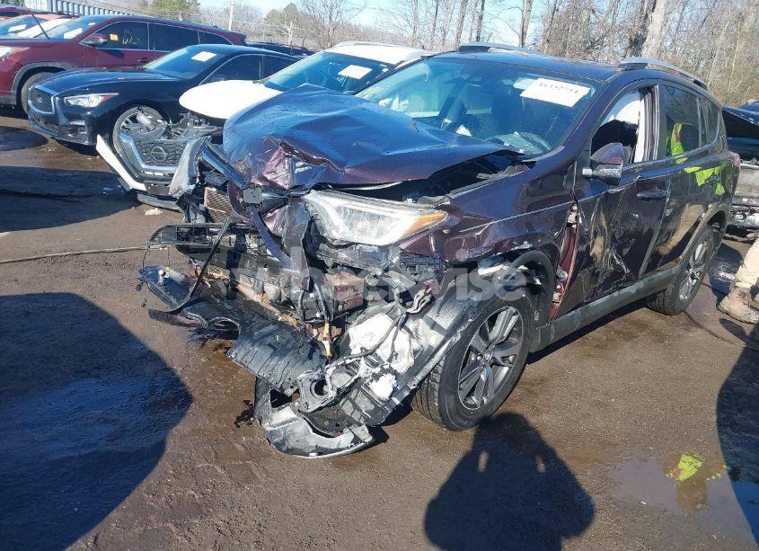 Photo 2 of 2016 Toyota Rav4 XLE (VIN 2T3RFREV2GW523265)