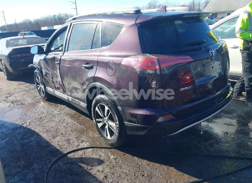 Photo 3 of 2016 Toyota Rav4 XLE (VIN 2T3RFREV2GW523265)