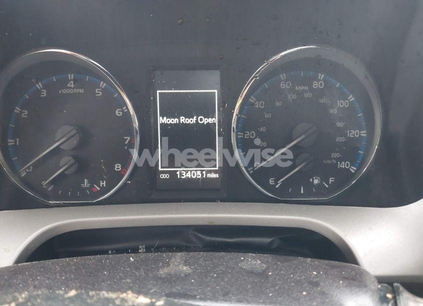 Photo 7 of 2016 Toyota Rav4 XLE (VIN 2T3RFREV2GW526344)