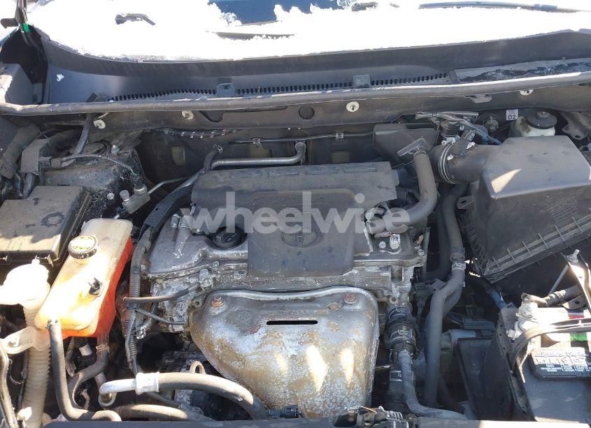 Photo 10 of 2017 Toyota Rav4 XLE (VIN 2T3RFREV2HW551505)