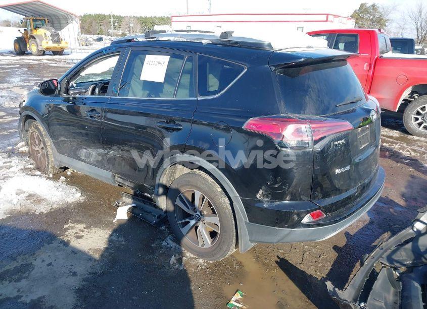 Photo 3 of 2017 Toyota Rav4 XLE (VIN 2T3RFREV2HW551505)