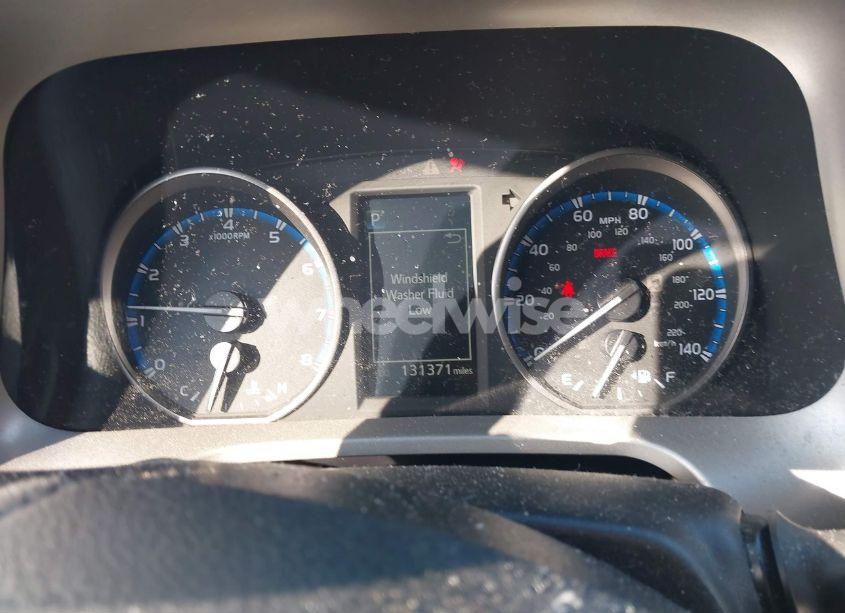 Photo 7 of 2017 Toyota Rav4 XLE (VIN 2T3RFREV2HW551505)