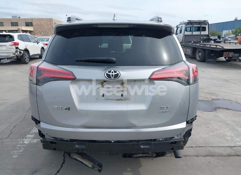Photo 17 of 2017 Toyota Rav4 XLE (VIN 2T3RFREV2HW661051)