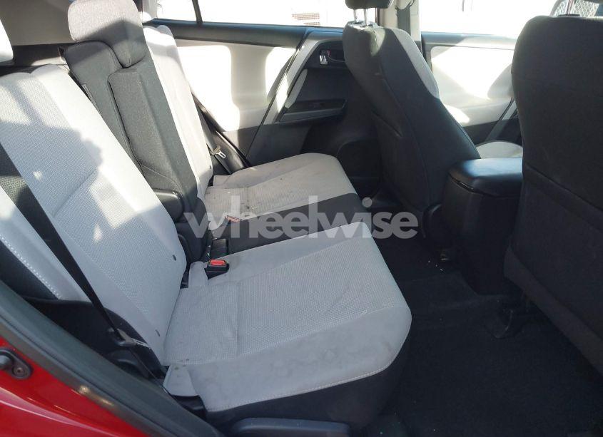 Photo 8 of 2017 Toyota Rav4 XLE (VIN 2T3RFREV2HW674317)